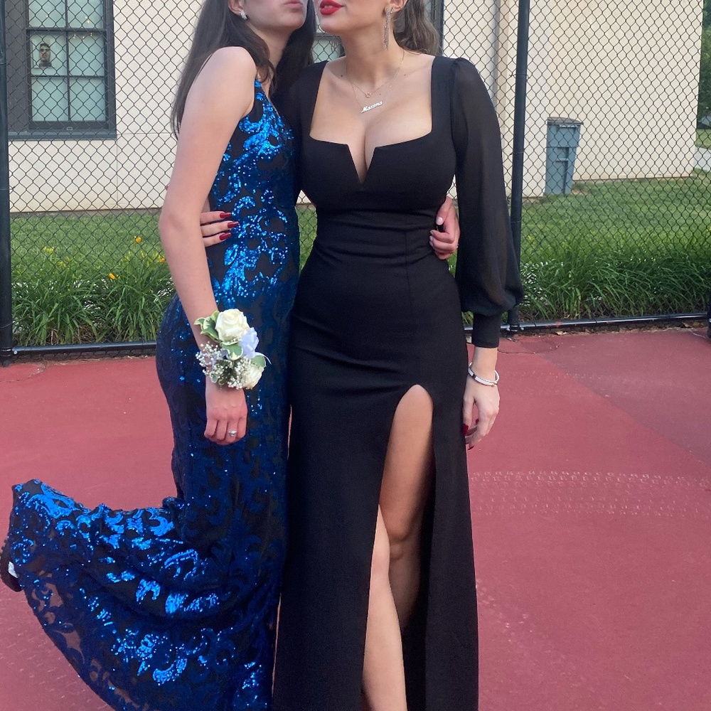Black Prom dress